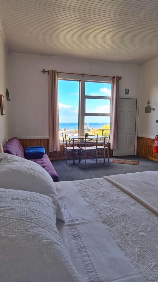 Hostal El Meson Punta Arenas Luaran gambar