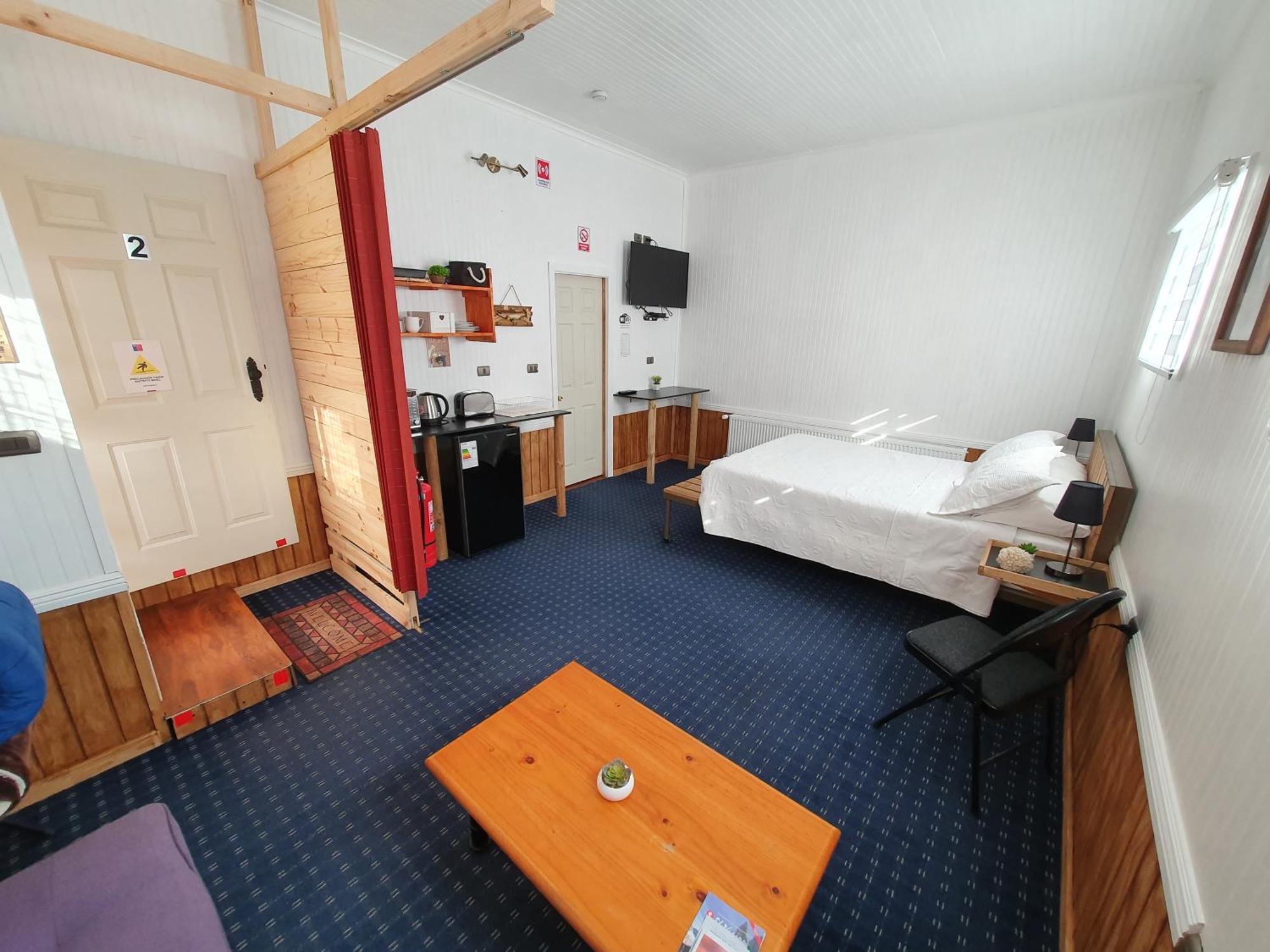 Hostal El Meson Punta Arenas Luaran gambar