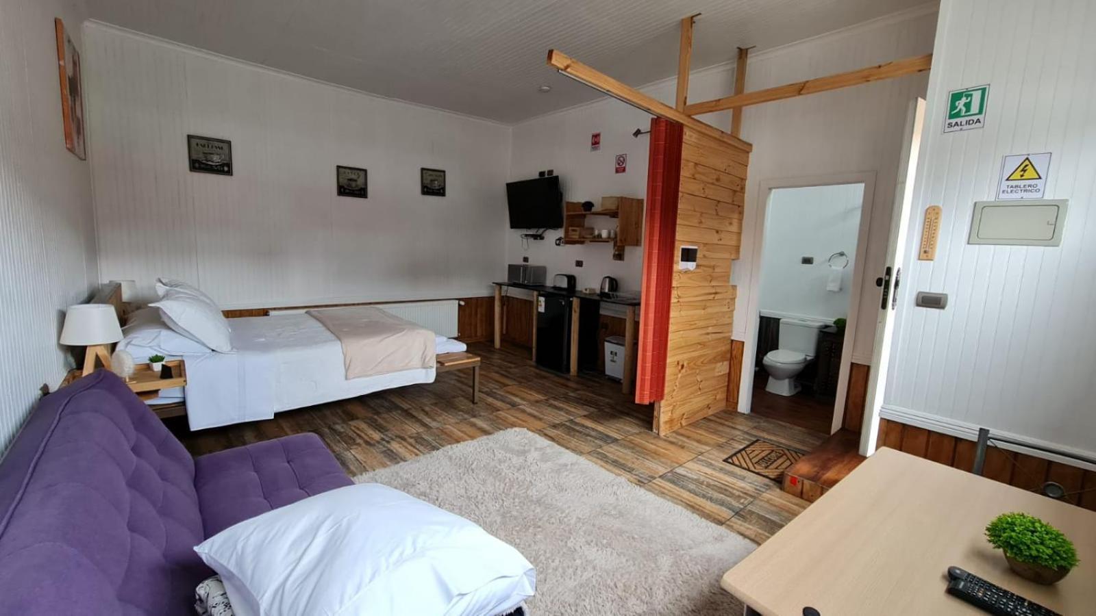 Hostal El Meson Punta Arenas Luaran gambar