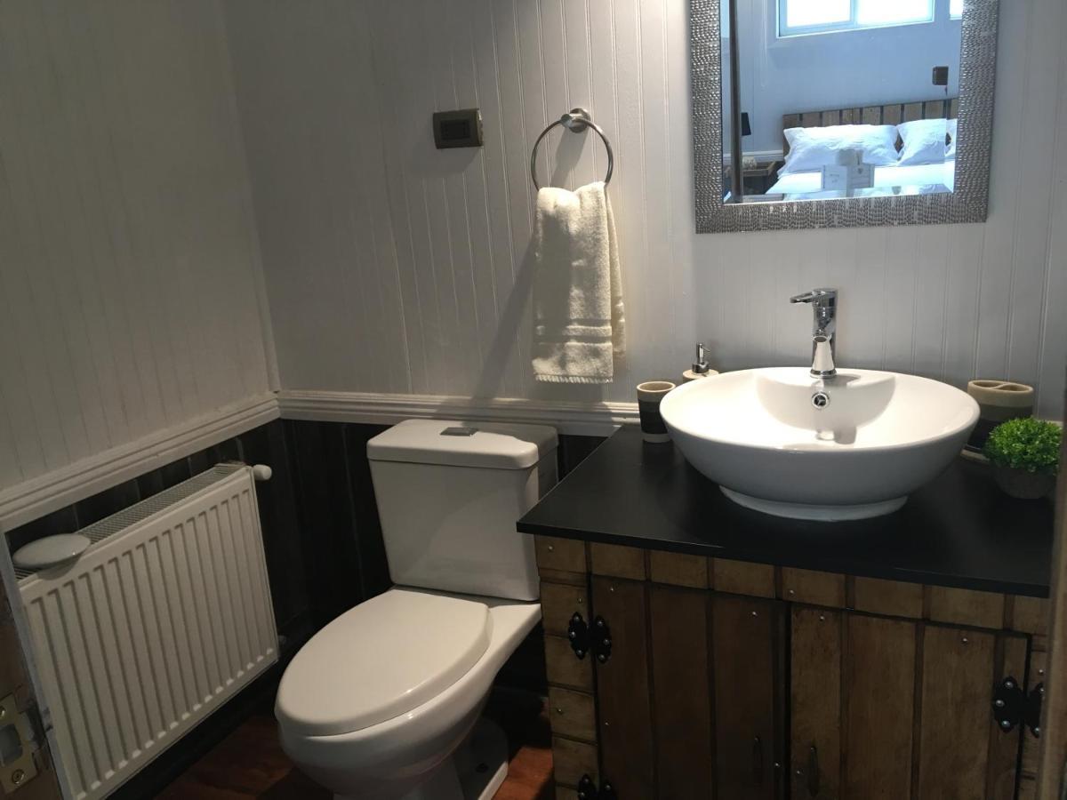 Hostal El Meson Punta Arenas Luaran gambar