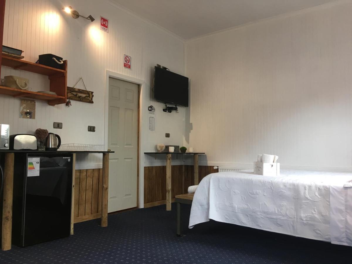 Hostal El Meson Punta Arenas Luaran gambar