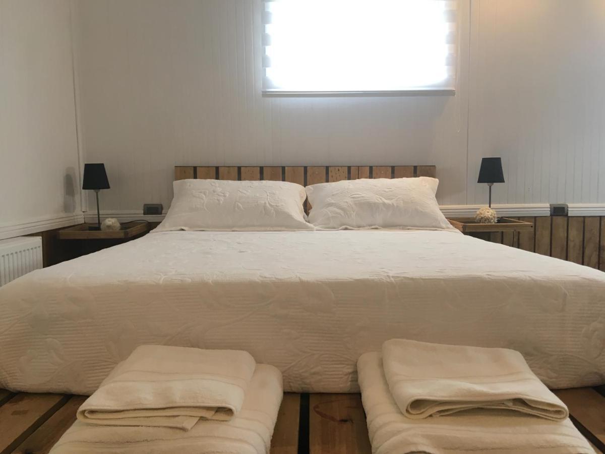 Hostal El Meson Punta Arenas Luaran gambar